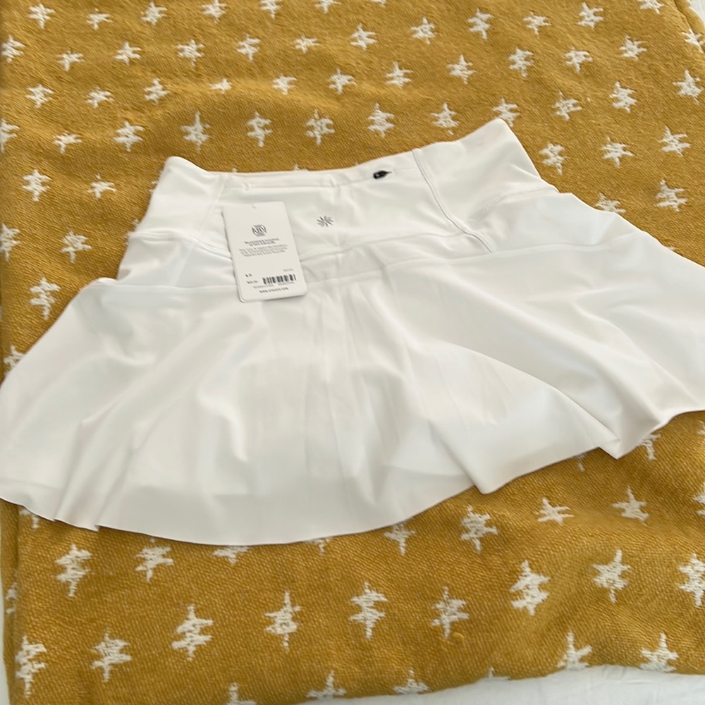 Athleta Ace Tennis Skort, 13.5 inches, White, Small